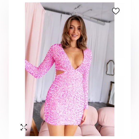 Pink Sequins Mini Dress 🩷 - Picture 2 of 9